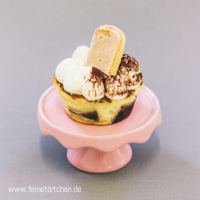 Tiramisu Käseküchlein Käsekuchen Espresso Amaretto Löffelbiskuit Mademoiselle Cupcake Magdeburg Cafe