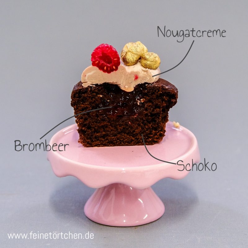 Schoko Brombeer Nougat Cupcake